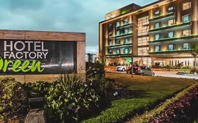 Hotel Factory Green (Calle 80 Occidente)