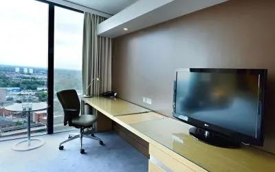 Day room with work station at Hilton Manchester Deansgate.
