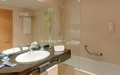 Ramada Valencia Almussafes