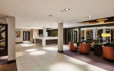 Lobby and coworking lounge at DoubleTree By Hilton London - Ealing.