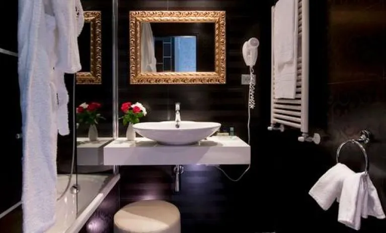 C-Hotel Fiume, Rome