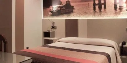 Hostal Atocha Almudena Martín