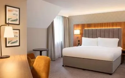 Day use room with natural light at DoubleTree By Hilton Southampton.