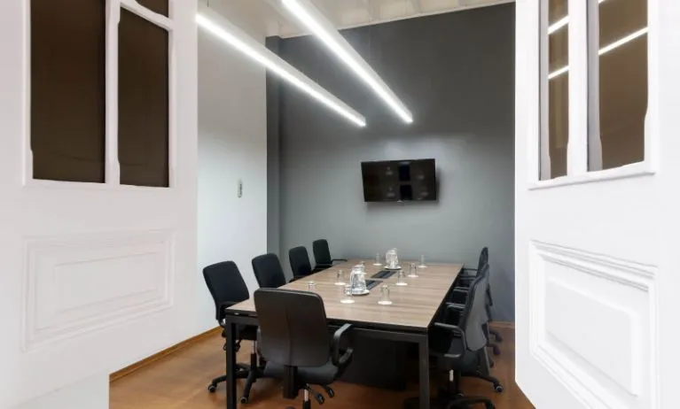 Mercure Ariosto Lima, Lima