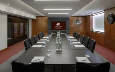 Professional meeting room at DoubleTree by Hilton London Greenwich.