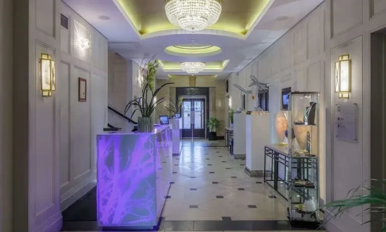 Reception area at DoubleTree by Hilton London Greenwich.
