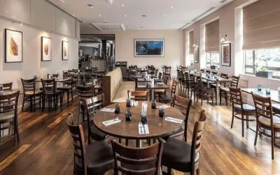Dining area perfect for coworking at DoubleTree by Hilton Swindon.
