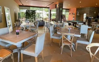MG Hotel & Suites