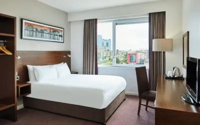 Day use room with natural light at Leonardo Hotel Bradford.
