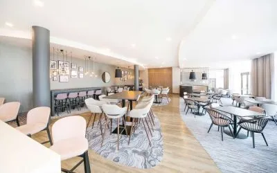 Spacious dining area perfect for coworking at Hampton By Hilton Blackpool.