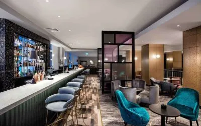 Hotel bar perfect for coworking at Hilton Edinburgh Carlton.