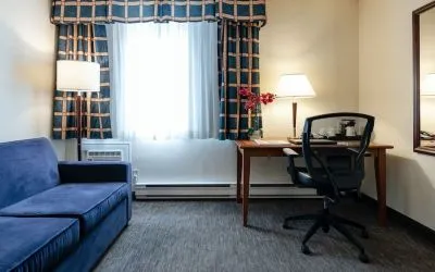 Work station and lounge in day use room at Travelodge Ottawa East.