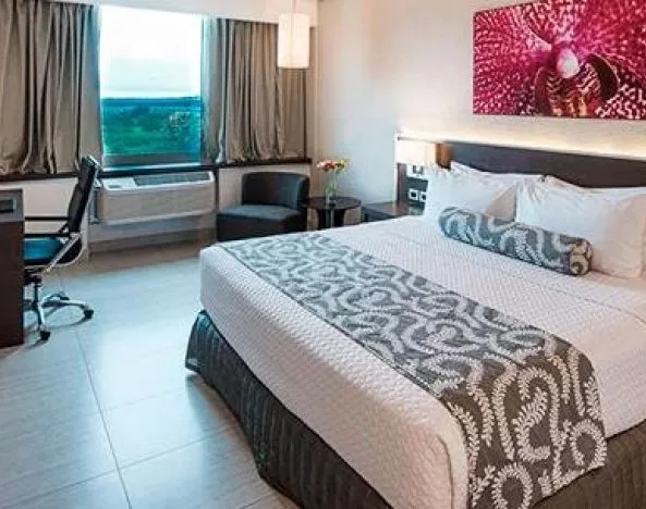 Crowne Plaza Panama Airport, Panama City