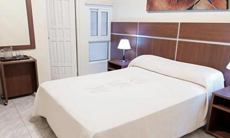 Hotel Benidorm, Panama City