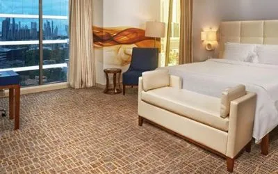 Global Hotel Panama