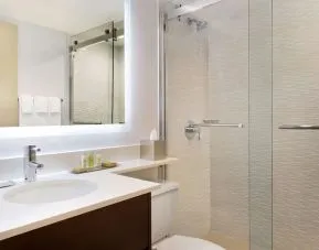 Day use guest bathroom at the Double Tree Toronto Airport West.