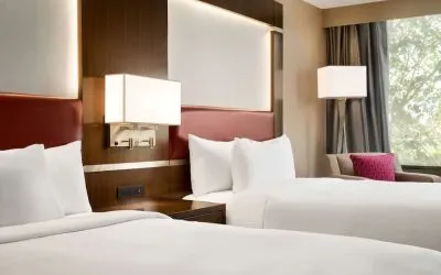 Twin day use room at the Double Tree Toronto Airport West.