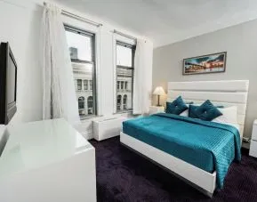 Day use room with natural light at Congress Plaza Hotel.