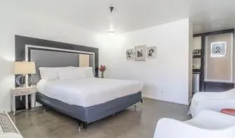 Spacious day use room at Aqua Soleil Hotel & Mineral Water Spa.