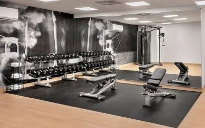 Fitness center at Boston Marriott Burlington.