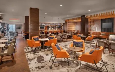 Lounge and coworking space at Boston Marriott Burlington.