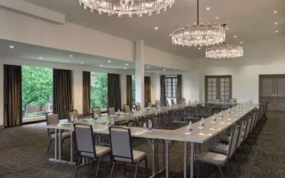 Professional meeting room at Hilton Mississauga Meadowvale.