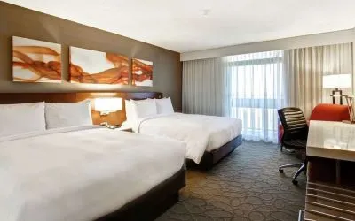 Day use twin room with work desk and private bathroom at Hilton Mississauga Meadowvale.