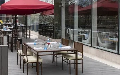 NH Collection Plaza Santiago