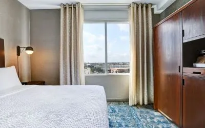 Bright and spacious day use room at Four Points By Sheraton Toronto Mississauga.