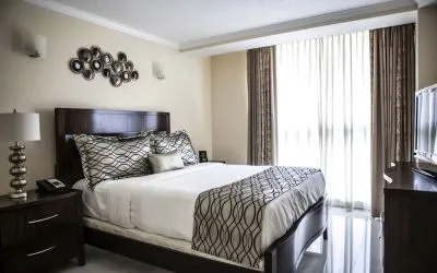 Day use room with natural light at The Mutiny Hotel.