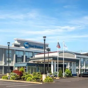 Hotel exterior at Best Western Braintree.