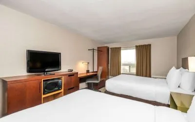 Day use twin room at Comfort Inn Ottawa East.