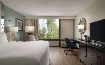 Day use room with work desk at Wyndham Garden Pittsburgh Airport.