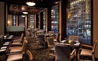 Dining area with comfortable seating, perfect for co-working at Hyatt Regency Vancouver.