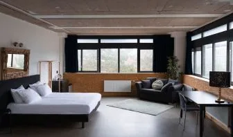 Spacious king room at Urban Hotel The Golden Stork.