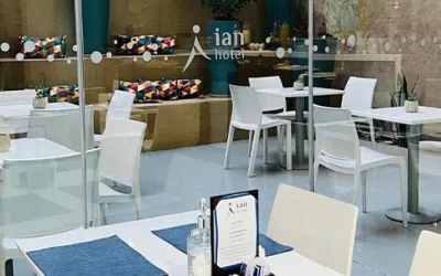 Ian Hotel