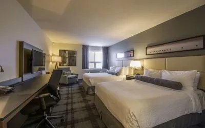 Day use twin room with work desk at Rodd Miramichi River.
