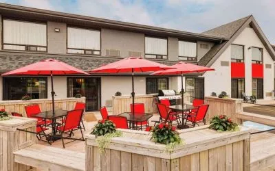 Outdoor lounge area at Comfort Inn Charlottetown.