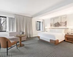 Day use room with sofa at Capital Hilton.