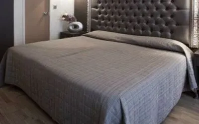 Hotel Lebron, Paris