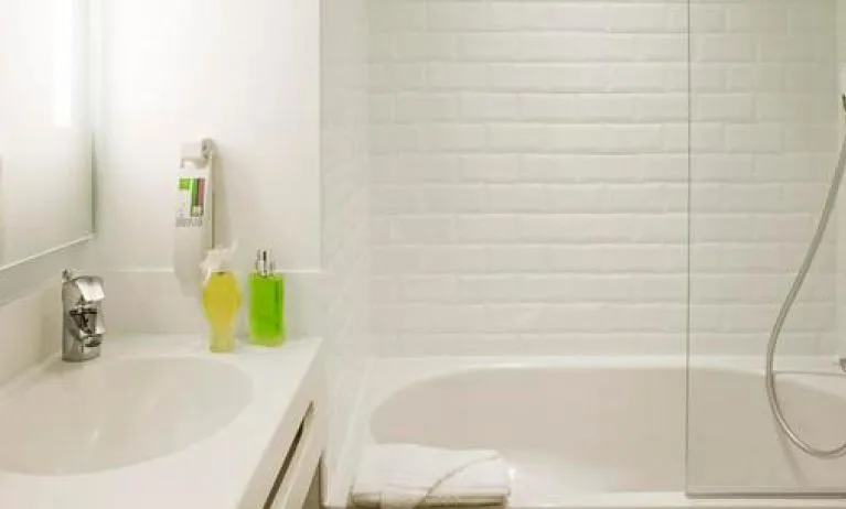Hôtel ibis Styles Paris Buttes Chaumont, Paris