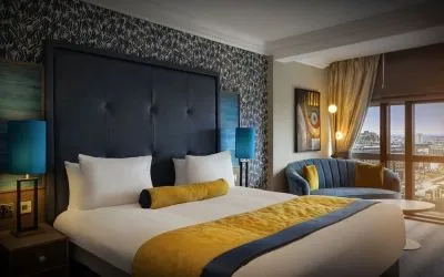 King room at Leonardo Royal Hotel London City.