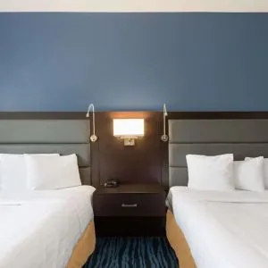 Day use twin room at Hotel 1550 SFO.