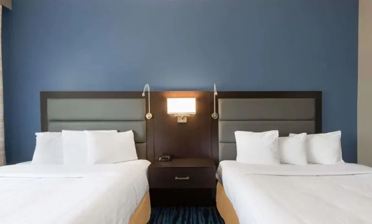 Day use twin room at Hotel 1550 SFO.
