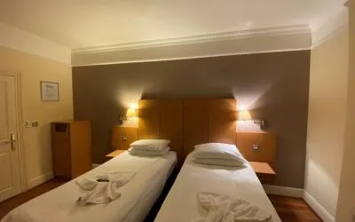 Day use twin room at Buckingham Hotel.