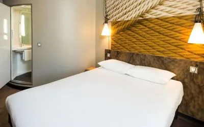 Day use room with private bathroom at ibis Leicester City.