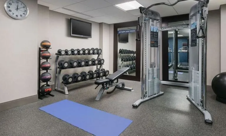 Fitness center at Hampton Inn Washington DC / White House.