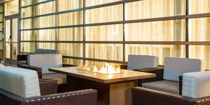 Firepit outdoor at Courtyard By Marriott Santa Ana Orange County.