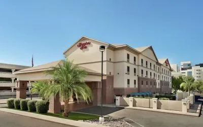 Hotel exterior at Hampton Inn Phoenix-Midtown-Downtown Area.