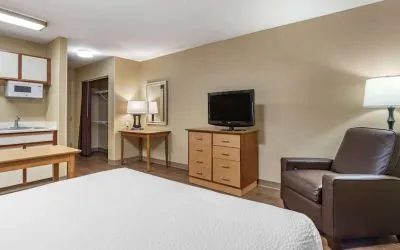 Romantic king room at Extended Stay America.